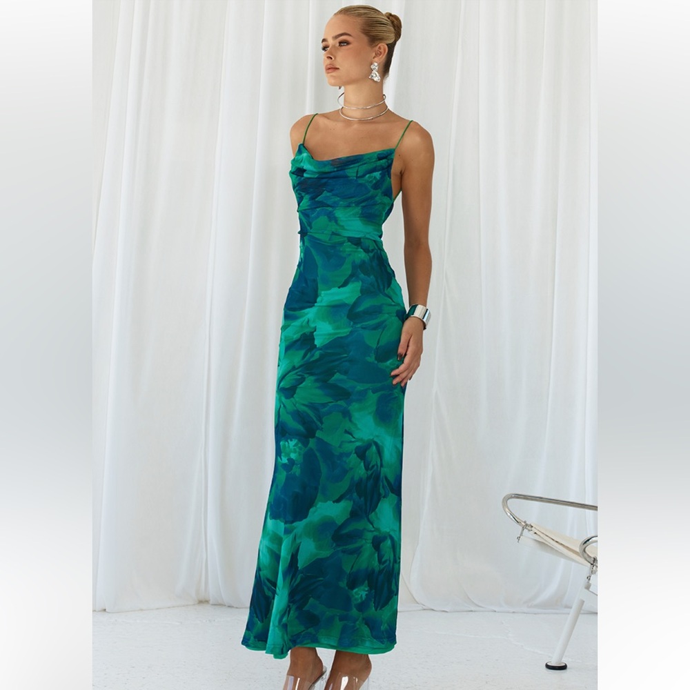 KAPRI SLIP DRESS - GREEN FLORAL